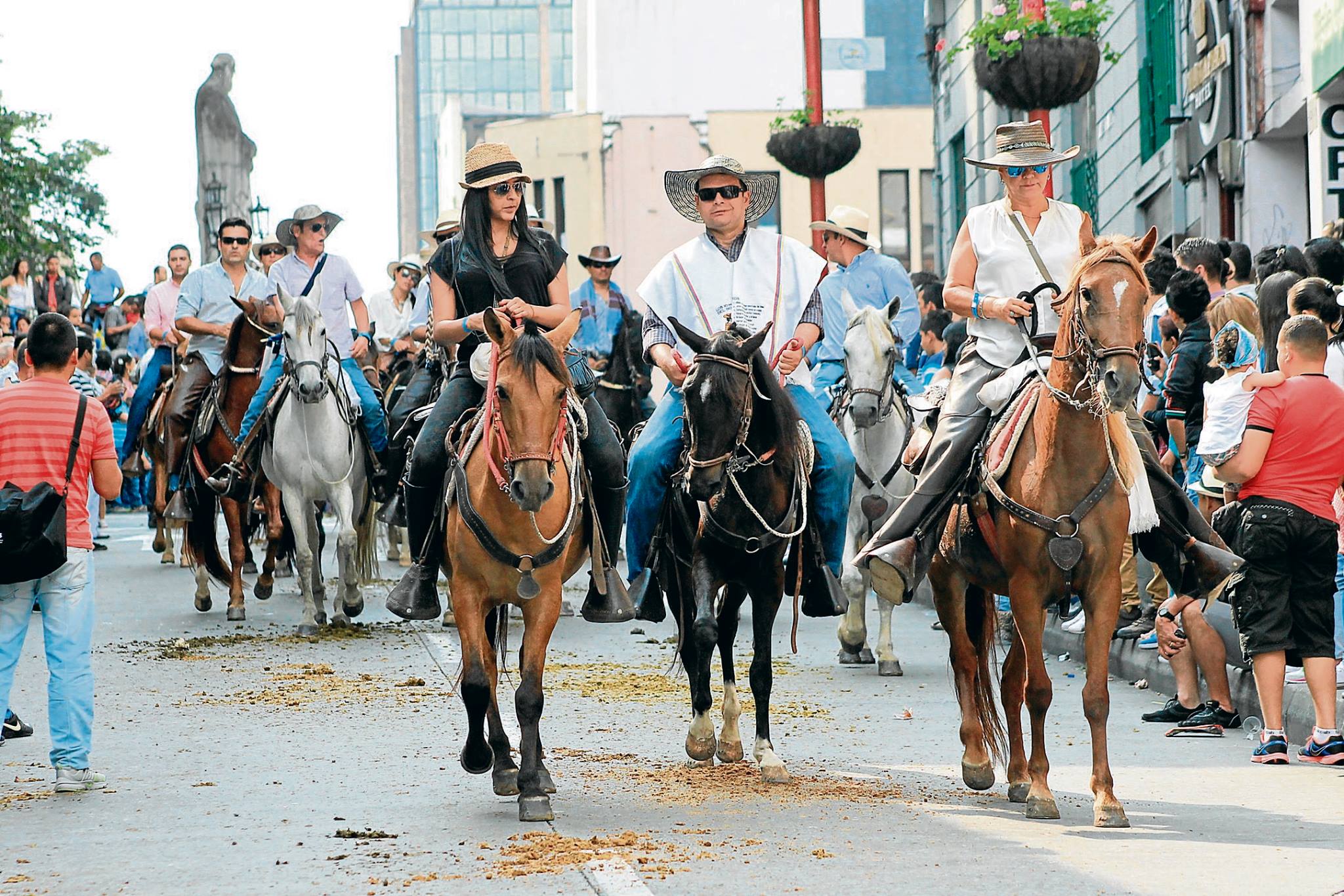 Manizales Preparada Para La Cabalgata Eje 360