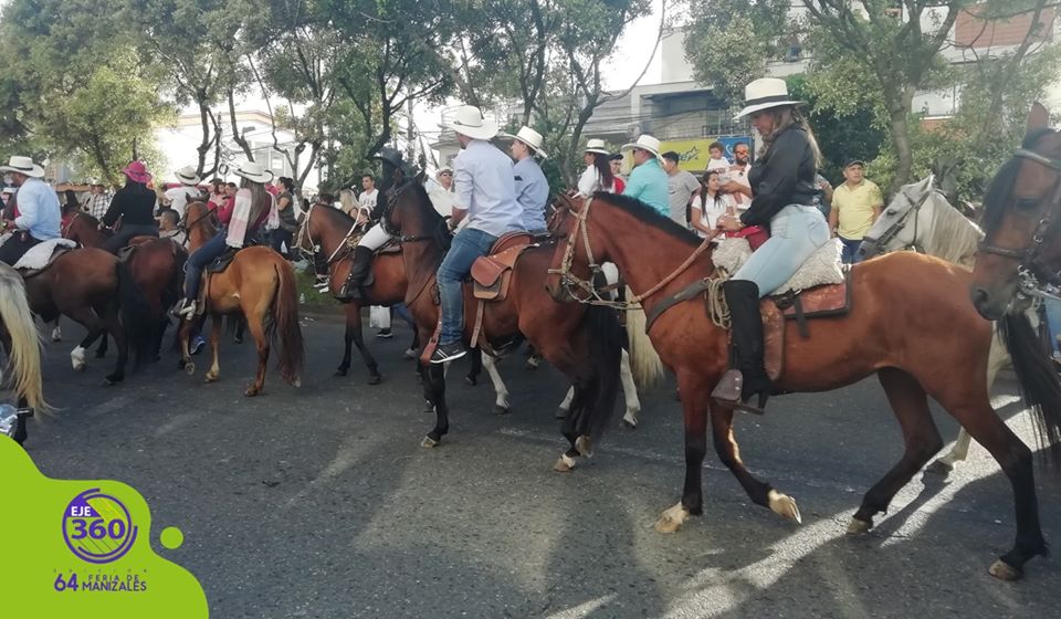 2 mil 130 caballistas participaron en la cabalgata de la Feria de